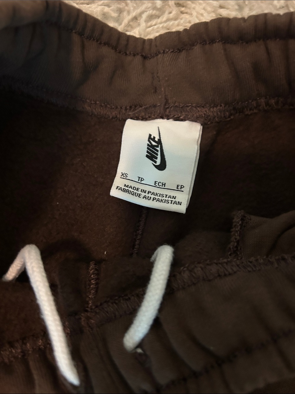 Nike Brown Swoosh Fleece Joggers. - Picture 3 of 3